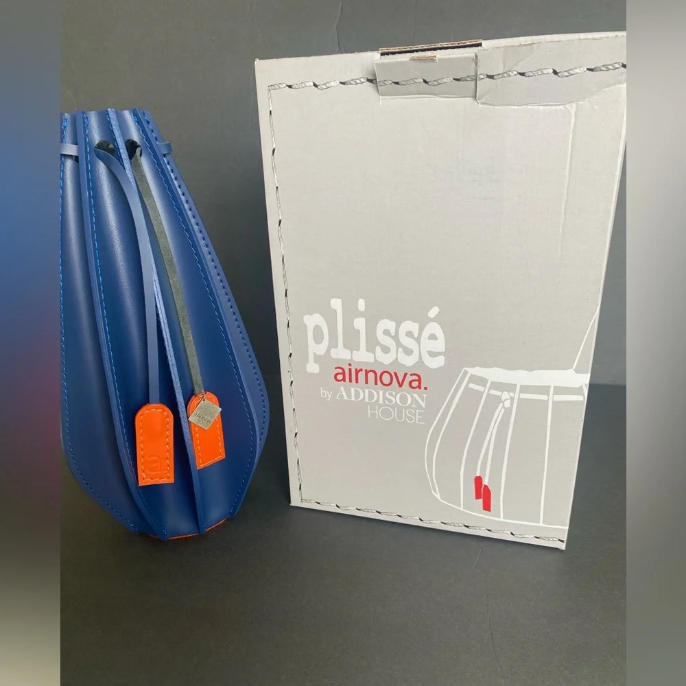 Plisse Airnova Leather Vase - Picture 5 of 7